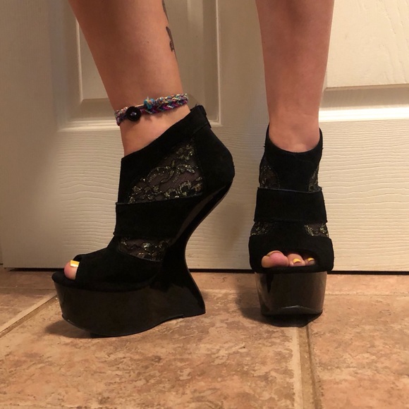 Platform Wedges - Picture 4 of 4